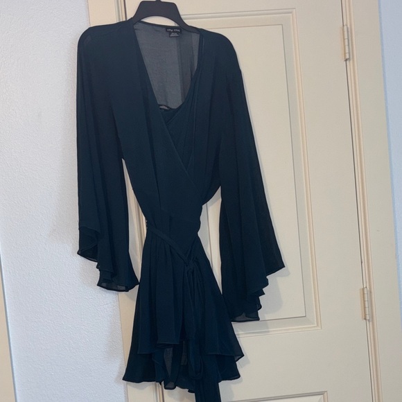 City Chic wrap tunic blue green bell sleeve XXL 24 - Picture 4 of 11